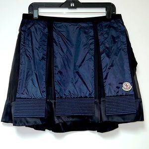 MONCLER GRENOBLE SKIRT IN NAVY BLUE AND BLACK
